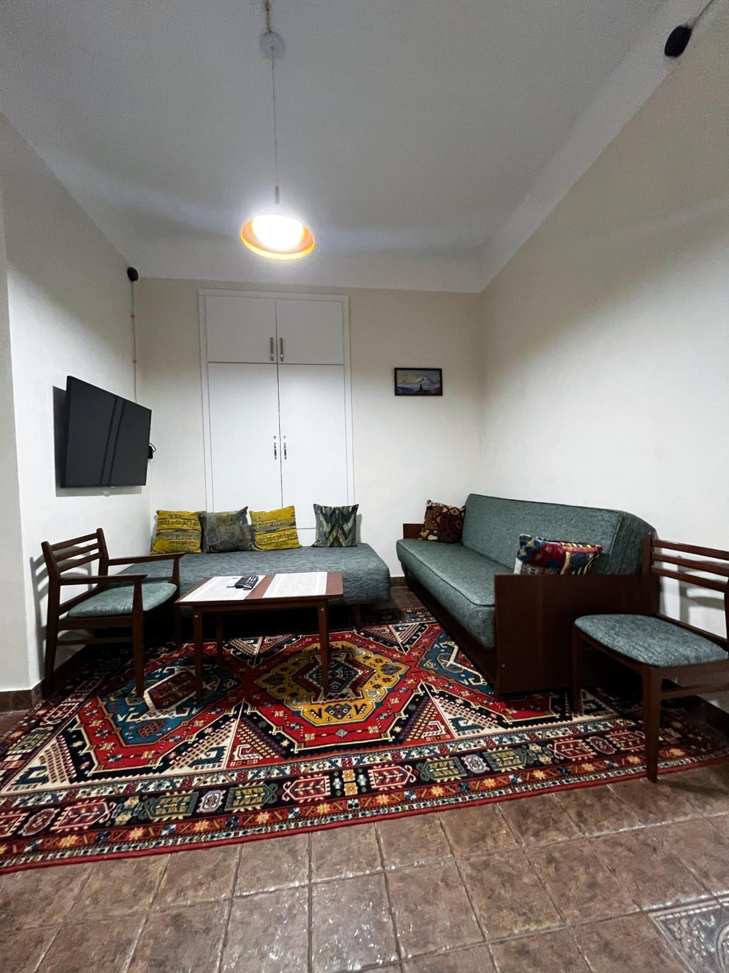 Apartments Pushkin Street Yerevan Exterior foto