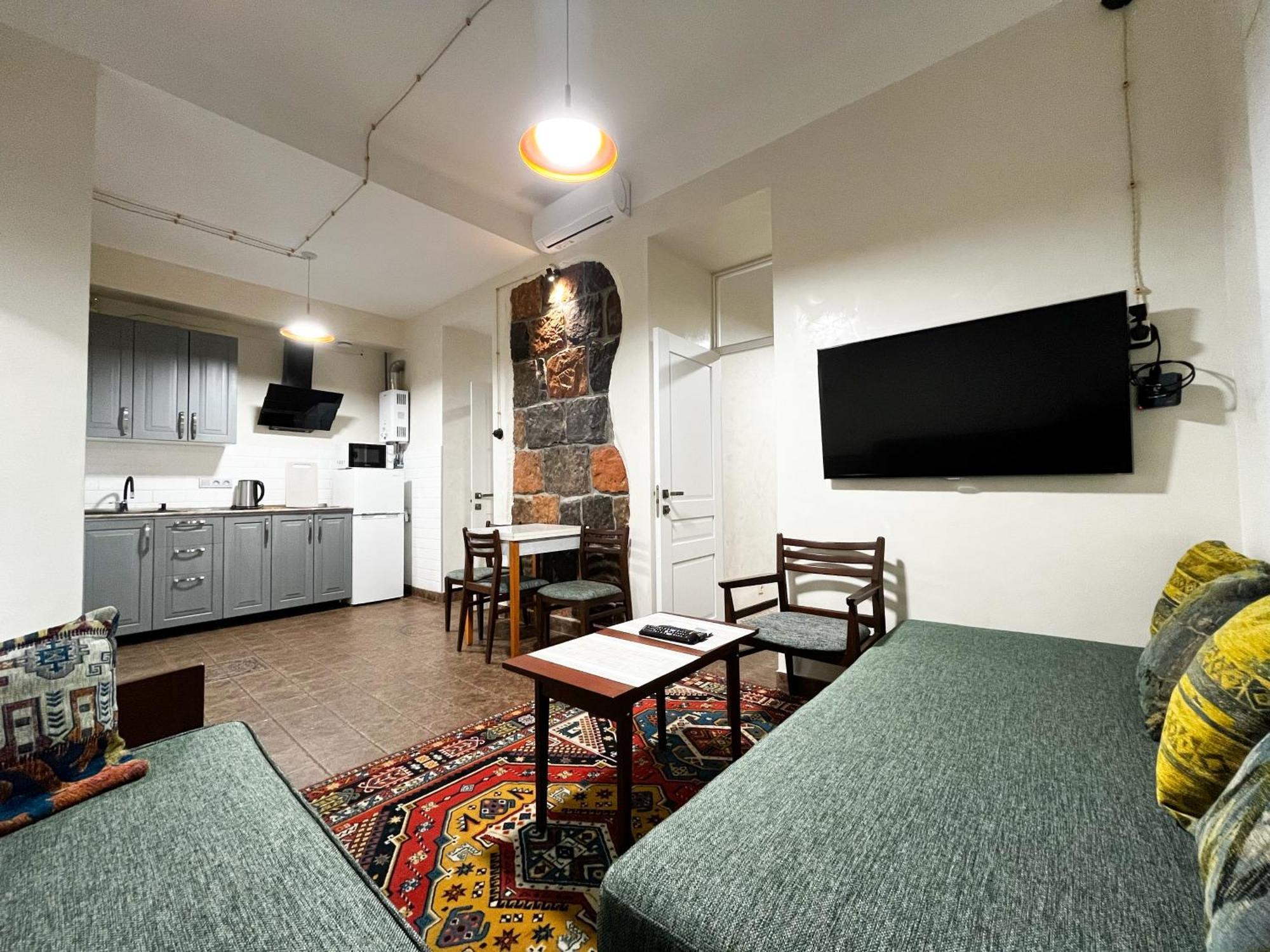Apartments Pushkin Street Yerevan Exterior foto